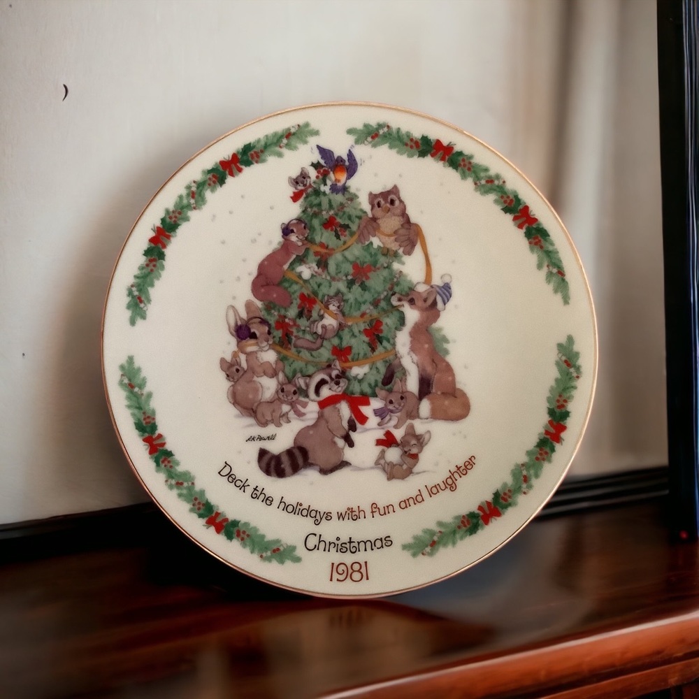 Vintage Christmas Delights Plate